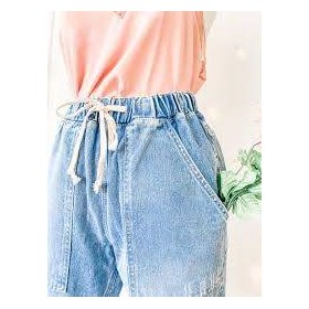 MEADEUX: Finest quality boutiques Long Beach